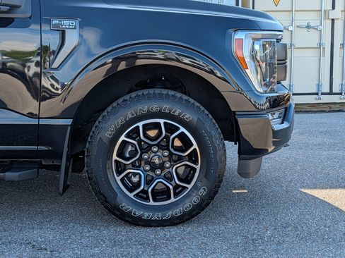 Certified 2021 Ford F150 Lariat w/ Equipment Group 502A High AWD/4WD image 11