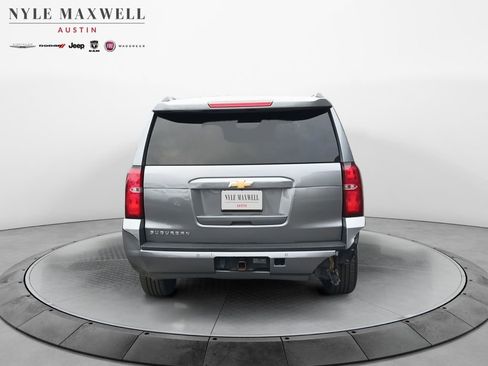 Used 2020 Chevrolet Suburban LT image 15