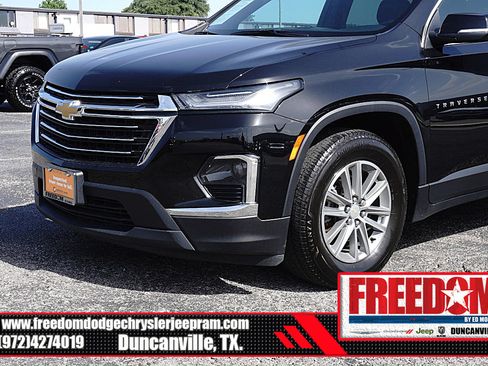 Used 2023 Chevrolet Traverse LT w/ LPO, Floor Liner Package AWD/4WD image 42