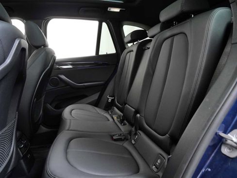 Used 2021 BMW X1 xDrive28i w/ Convenience Package AWD/4WD image 16