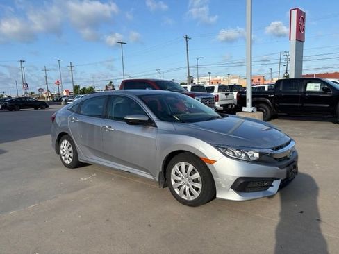 Used 2016 Honda Civic LX image 2