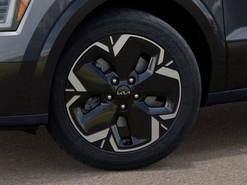 New 2026 Kia Niro Wind FWD image 9