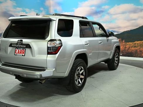 Used 2021 Toyota 4Runner TRD Off-Road Premium image 8