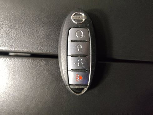 Used 2021 Nissan Rogue SV FWD image 32