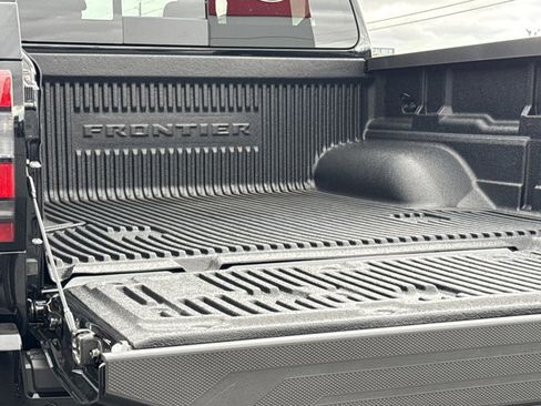 New 2026 Nissan Frontier SV w/ All-Weather Content Package AWD/4WD image 9