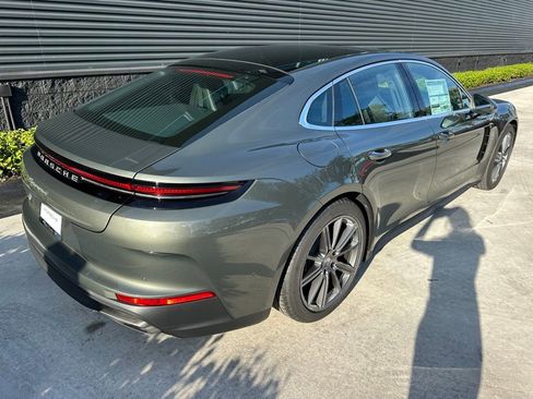 Used 2026 Porsche Panamera image 9