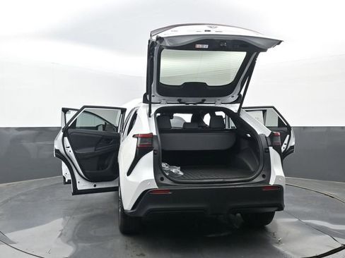 New 2026 Toyota bZ FWD image 34