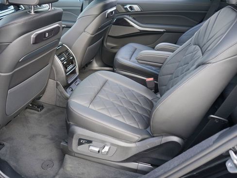 New 2026 BMW X7 xDrive40i w/ M Sport Package image 19