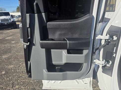 Used 2025 Ford F350 XLT w/ FX4 Off-Road Package image 14