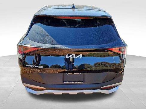 Used 2023 Kia Sportage EX image 6