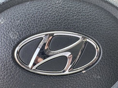 Certified 2022 Hyundai Sonata SE w/ Cargo Package image 25