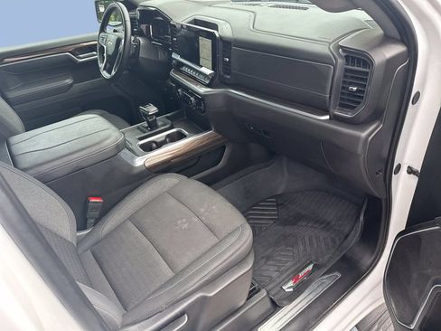 Used 2025 Chevrolet Silverado 1500 LT AWD/4WD image 23