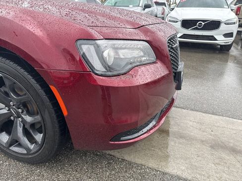 Certified 2023 Chrysler 300 Touring w/ Sport Appearance Package image 11