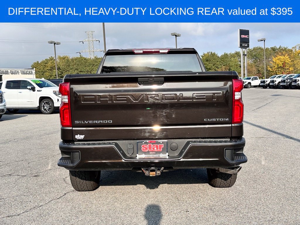 Certified 2019 Chevrolet Silverado 1500 Custom w/ Custom Convenience Package AWD/4WD image 9