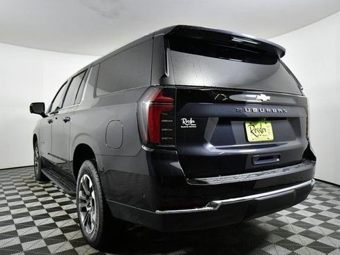 New 2026 Chevrolet Suburban LS image 13