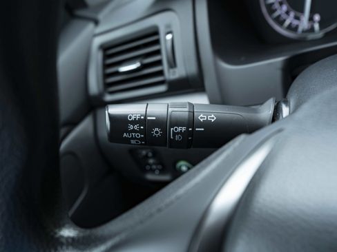 Used 2019 Honda Ridgeline Sport image 25