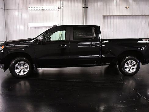 Used 2023 Chevrolet Silverado 1500 LT w/ Protection Package image 4