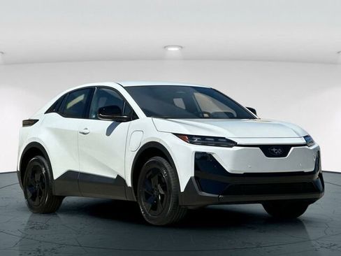 New 2026 Subaru Uncharted Premium FWD image 8