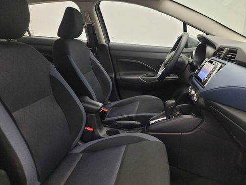 Used 2025 Nissan Versa SV w/ Trunk Package FWD image 21