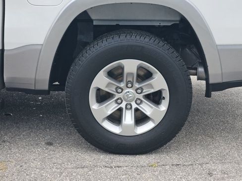 Used 2020 RAM 1500 Laramie RWD image 23