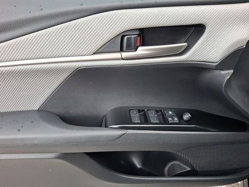 Used 2026 Toyota Camry SE FWD image 12