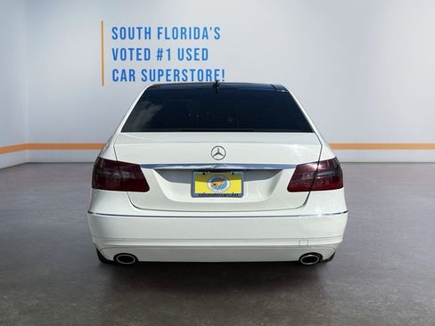 Used 2010 Mercedes-Benz E 350 4MATIC Sedan image 5