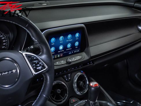 Used 2019 Chevrolet Camaro SS RWD image 28