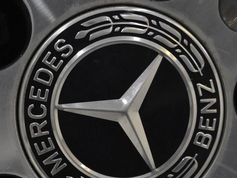 Used 2022 Mercedes-Benz GLC 300 4MATIC Coupe image 13