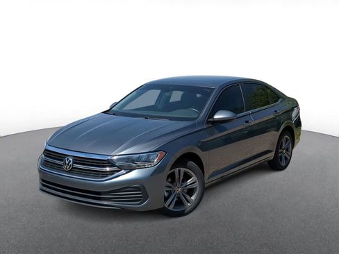 Used 2021 Volkswagen Tiguan SE w/ Panoramic Sunroof Package FWD image 1