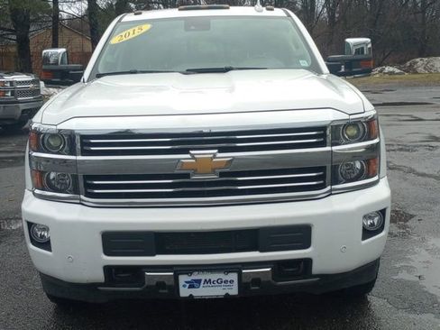 Used 2015 Chevrolet Silverado 2500 High Country w/ Duramax Plus Package image 2