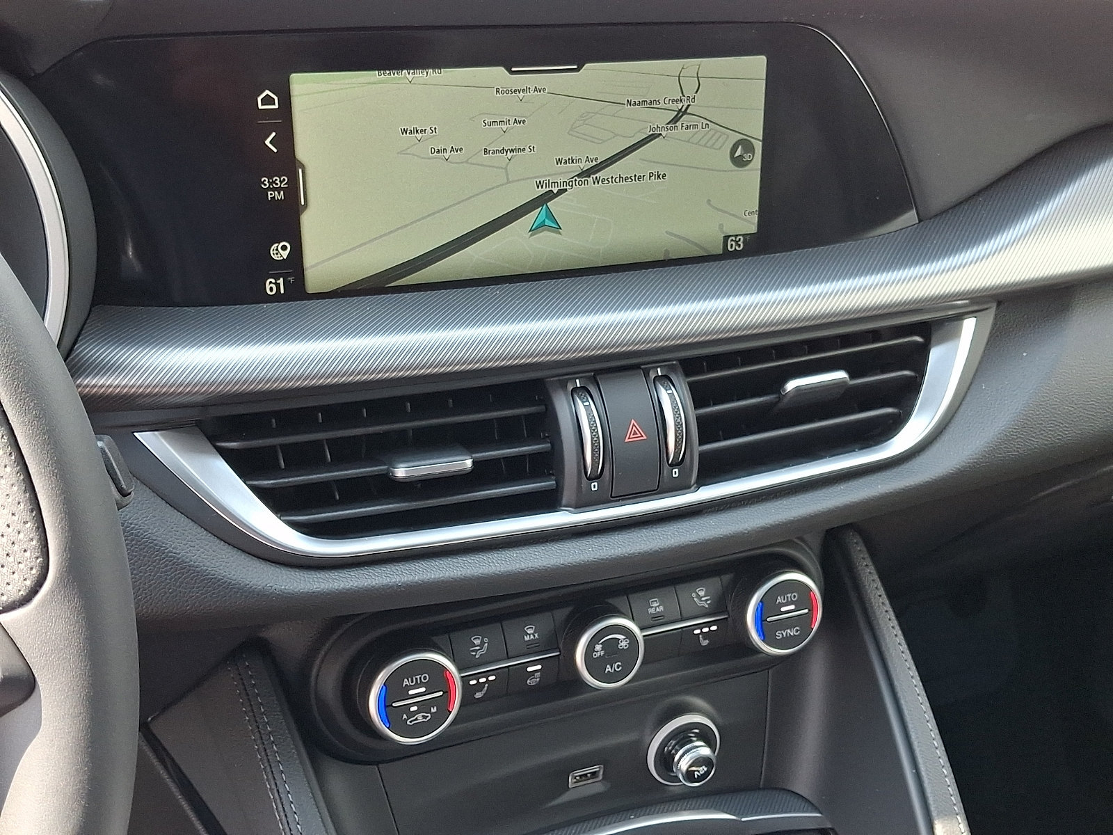 New 2026 Alfa Romeo Stelvio Sprint AWD/4WD image 12