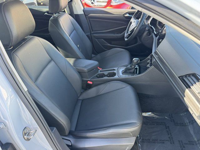 Used 2019 Volkswagen Jetta SEL FWD image 6