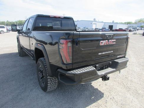 New 2026 GMC Sierra 2500 AT4X AWD/4WD image 7