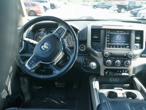 Used 2020 RAM 1500 Laramie AWD/4WD image 13