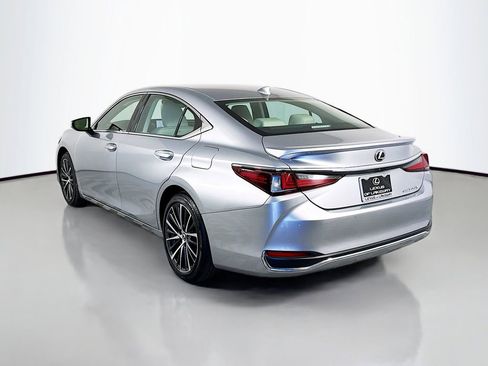 Used 2024 Lexus ES 300h w/ Premium Package image 7