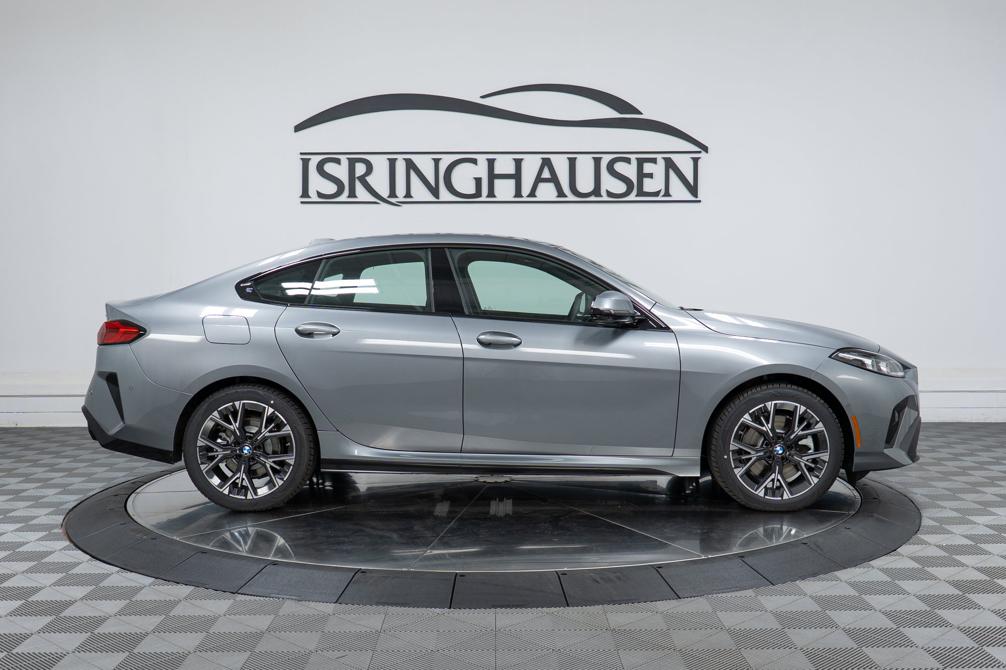 Used 2026 BMW 228i xDrive w/ Technology Package AWD/4WD image 4