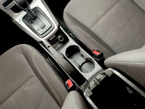 Used 2017 Ford Fiesta SE image 21