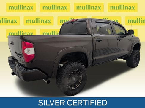 Used 2019 Toyota Tundra Platinum image 3