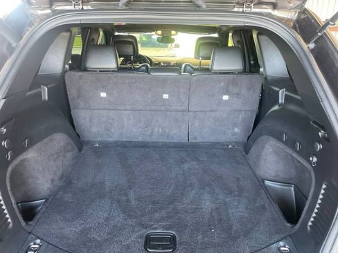 Used 2020 Jeep Grand Cherokee Altitude RWD image 13