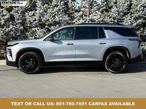Used 2024 Chevrolet Traverse RS AWD/4WD image 3