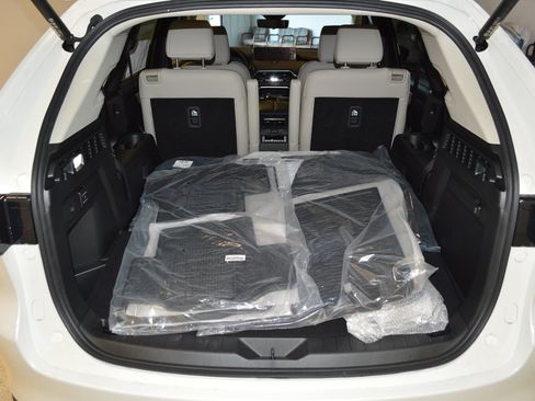 New 2026 MAZDA CX-90 Plug-In Hybrid w/Premium Sport AWD/4WD image 13