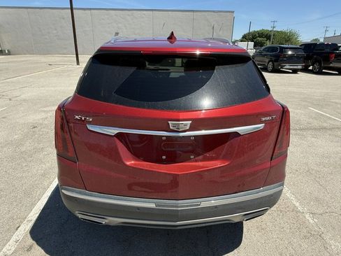 Used 2023 Cadillac XT5 Premium Luxury w/ Technology Package image 4