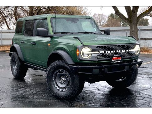 New 2025 Ford Bronco Badlands w/ Sasquatch Package image 2