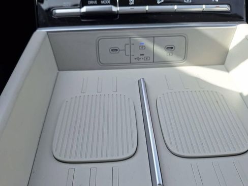 Used 2024 Hyundai Santa Fe SE image 17