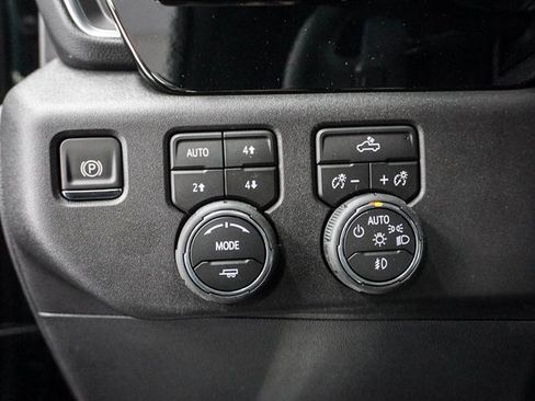 New 2026 Chevrolet Silverado 1500 LT Trail Boss w/ Convenience Package II image 14