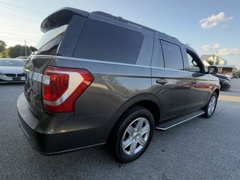Used 2020 Ford Expedition XLT w/ Equipment Group 202A AWD/4WD image 8