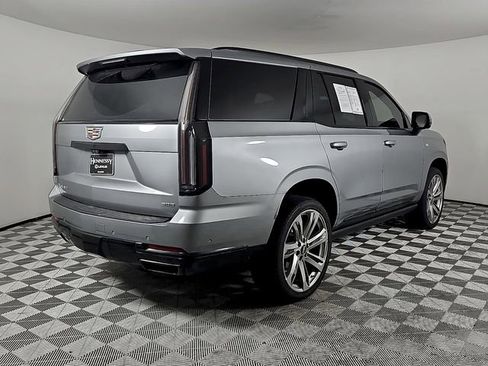 Used 2025 Cadillac Escalade Sport Platinum AWD/4WD image 4
