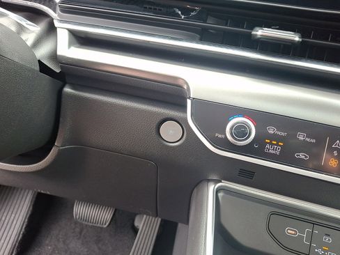 New 2026 Kia Carnival SX image 15