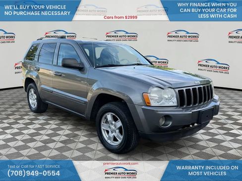 Used 2007 Jeep Grand Cherokee Laredo AWD/4WD image 3