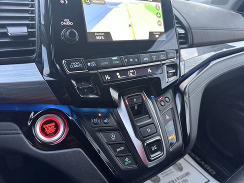 Used 2023 Honda Odyssey Elite image 23